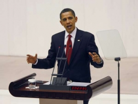 Obama Turkům nabídl i pomoc v konfliktu s Arménii.