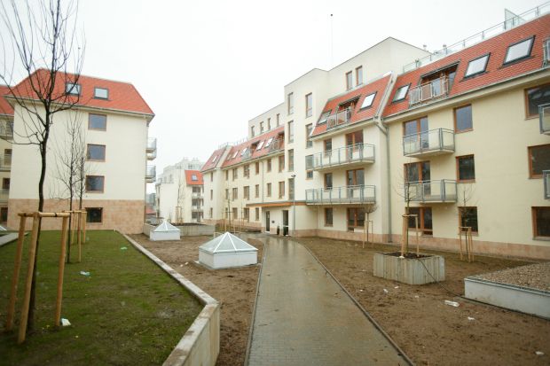 Vláda podpořila určování nájmů po deregulaci.