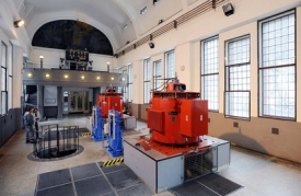 Interi&eacute;r vodn&iacute; elektr&aacute;rny.