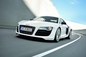 Audi R8 ve verzi 5,2 FSI pos&iacute;lilo na 525 kon&iacute;.