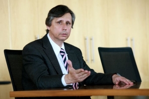 Budoucí český premiér Jan Fischer.