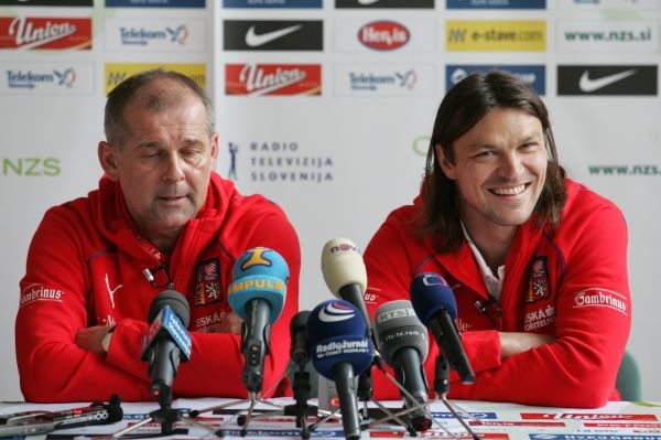 Petr Rada a Tomáš Ujfaluši. Oba v reprezentaci končí.