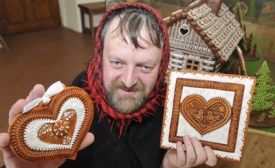 Pardubičtí výrobci tradičního perníku mají konkurenci - bílý perník. Pardubičtí výrobci tradičního perníku mají konkurenci - bílý perník.