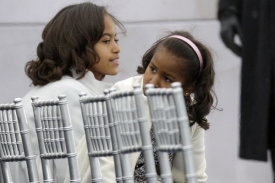 Sasha a Malia mají portugalského vodního psa jménem Bo.