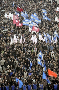 Včerejší demonstrace v Tbilisi.