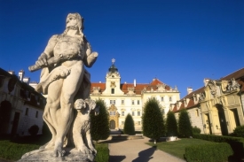 Valtický zámek. Valtický zámek.