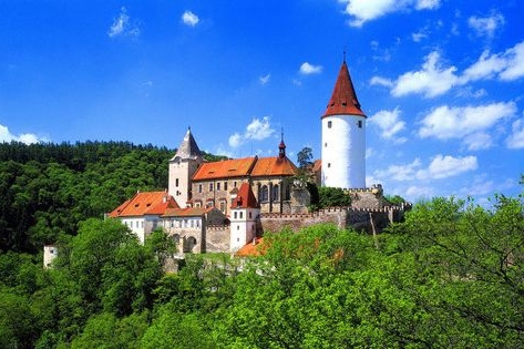 Hrad Křivoklát to zkouší nově bez plastů. Hrad Křivoklát to zkouší nově bez plastů.