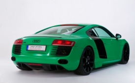 Všechna aerodynamická vylepšení jako například větší zadní difuzor by měly dát rychlejšímu Audi R8 více potřebného přítlaku.