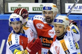 Roman Červenka se spoluhráči. Roman Červenka se spoluhráči.