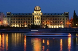 Jana Adamcová nyní pracuje na ministerstvu průmyslu a obchodu.