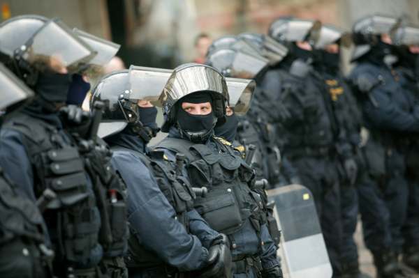 Na sobotní akci Dělnické strany budou dohlížet stovky policistů.
