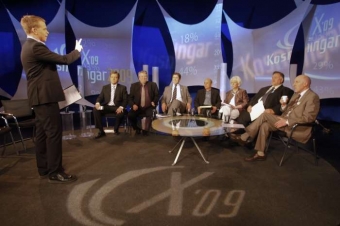 Diskuse hlavn&iacute;ch kandid&aacute;tů v isladsk&eacute; televizi.