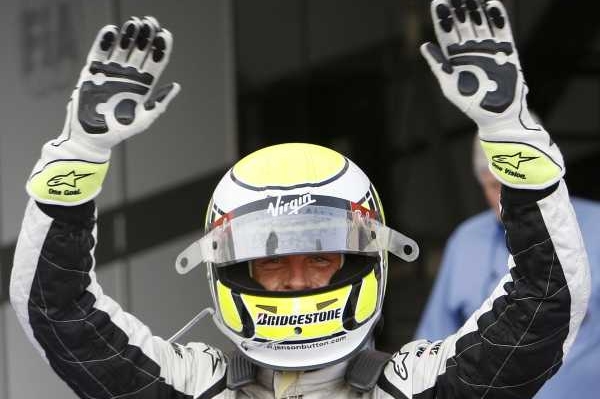 Brit Jenson Button ze stáje Brawn GP, vítěz Velké ceny Bahrajnu.