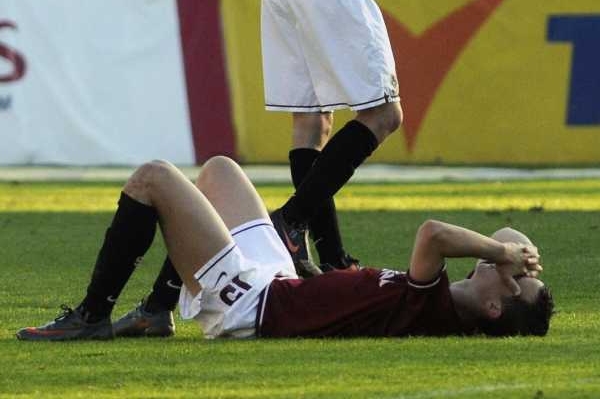 Smutek fotbalistů Sparty po remíze v Příbrami. Smutek fotbalistů Sparty po remíze v Příbrami.