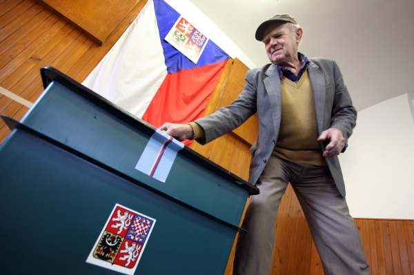 Soud odmítl zrušit způsob přepočtu hlasů na poslanecké mandáty. Soud odmítl zrušit způsob přepočtu hlasů na poslanecké mandáty.