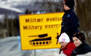 Vojenské cvičení NATO v Norsku 2006.
