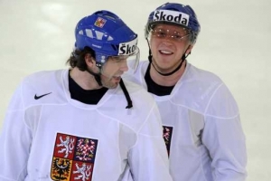 Jaromír Jágr (vlevo) a Aleš Hemský.