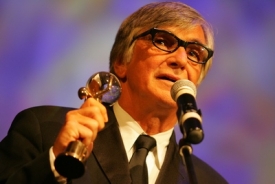 Jiří Bartoška na minulém karlovarském festivalu.