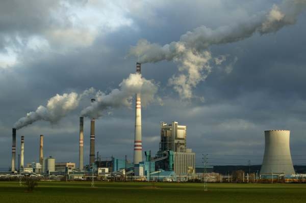 V současnosti má Mělník elektrárnu spalující hnědé uhlí.