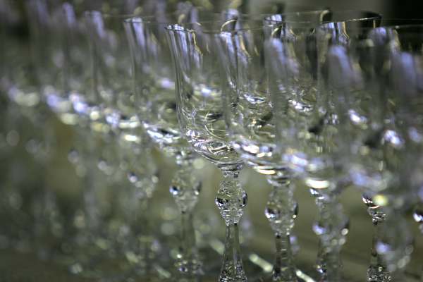 Crystal Bohemia může koupit sklárny v Poděbradech.