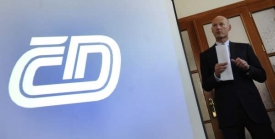 Z dosud zvěřejněných platů má nejvyšší šéf ČD Petr Žaluda.