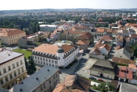 V Rakovníku by mohlo vyrůst 300 nových domů. Čeká se na kanalizaci. V Rakovníku by mohlo vyrůst 300 nových domů. Čeká se na kanalizaci.