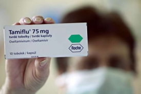 Celkem 35 lid&iacute; z Česka vyhledalo l&eacute;kařskou pomoc kvůli možn&eacute; n&aacute;kaze.