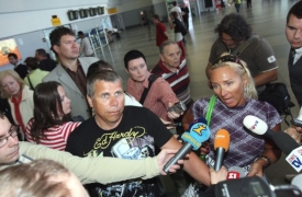 Byla to kontrola jak z katastrofického filmu, zlobili se cestující.