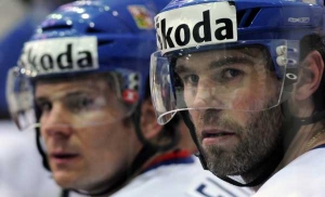 Patrik Eli&aacute;&scaron; a Jarom&iacute;r J&aacute;gr (vpravo).