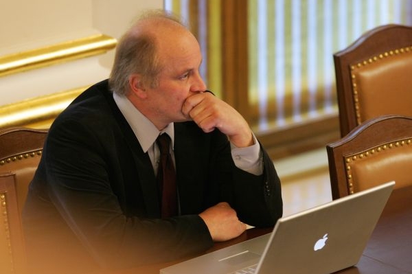 Michael Kocáb. Jeho ministerstvo bude zachováno. Ale kdo ho povede?  