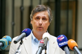 Nový premiér Jan Fischer se pochlapil.