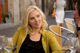 Jako herečka Scarlett Johanssonová exceluje (Vicky Cristina Barcelona)