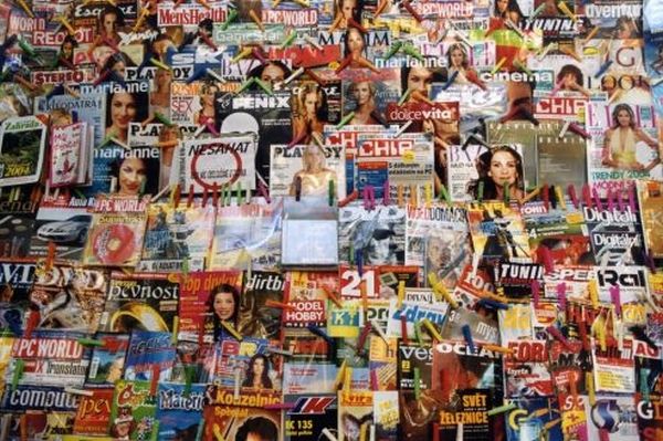 Sanoma u nás vydává společenské magazíny.