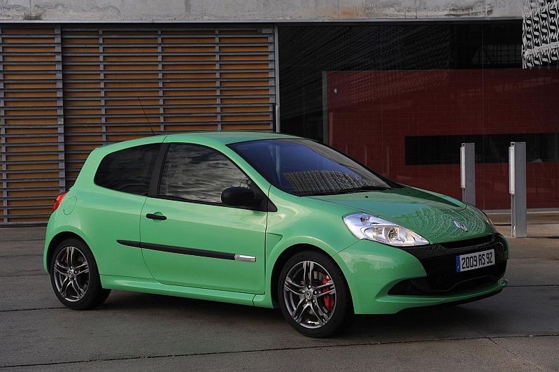 Nový Renault Clio Sport má o tři koně víc, rovných dvě stě.