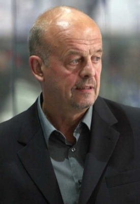 Hokejov&yacute; tren&eacute;r Marek S&yacute;kora.