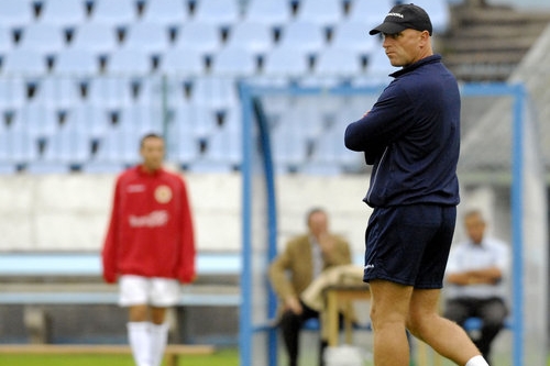 Dušan Fitzel je trenérem fotbalistů Malty od roku 2006. Dušan Fitzel je trenérem fotbalistů Malty od roku 2006.
