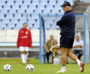Du&scaron;an Fitzel je tren&eacute;rem fotbalistů Malty od roku 2006.
