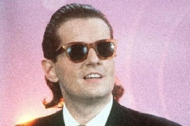 Rakousk&yacute; zpěv&aacute;k Falco na archivn&iacute;m sn&iacute;mku z roku 1988.