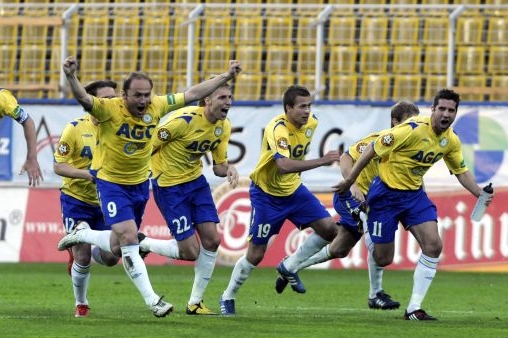 Radost Teplic. Právě vyřadili Spartu. Radost Teplic. Právě vyřadili Spartu.