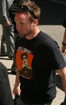 Baskytarista americké kapely Pearl Jam Jeff Ament.
