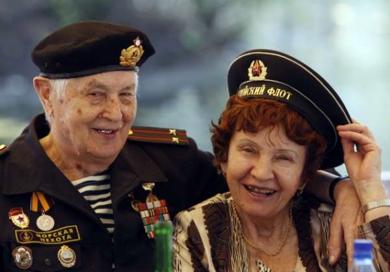 Ruští veteráni v Den vítězství. Velká vlastnecká válka je posvátná.