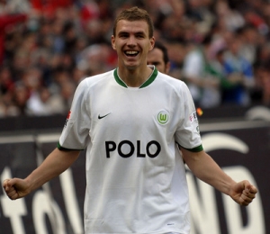 Bosenský fotbalista Edin Džeko.