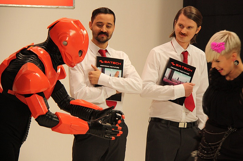 Röyksopp, dívka a robot. Röyksopp, dívka a robot.