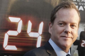 Kiefer Sutherland k soudu za potyčku s návrhářem nepůjde.