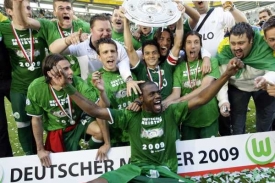 Wolfsburg z&iacute;skal premi&eacute;rov&yacute; titul mistra Německa.