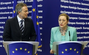 Tony Blair s unií spolupracuje jako vyslanec pro Blízký východ.