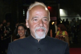 Paulo Coelho si Prahu pro natáčení vybral sám.