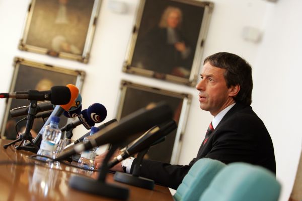Podle Béma nemá jeho účast mezi hejtmany smysl. Podle Béma nemá jeho účast mezi hejtmany smysl.