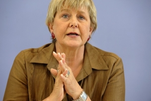 Ředitelka archivů Stasi se brání, roli Stasi na Západě prý zkoumají.