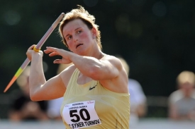 Barbora &Scaron;pot&aacute;kov&aacute; s nov&yacute;m typem o&scaron;těpu.